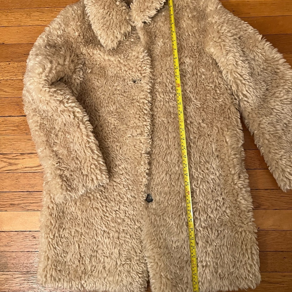 Zara Women’s faux fur coat. SIZE MEDIUM. - Picture 6 of 6
